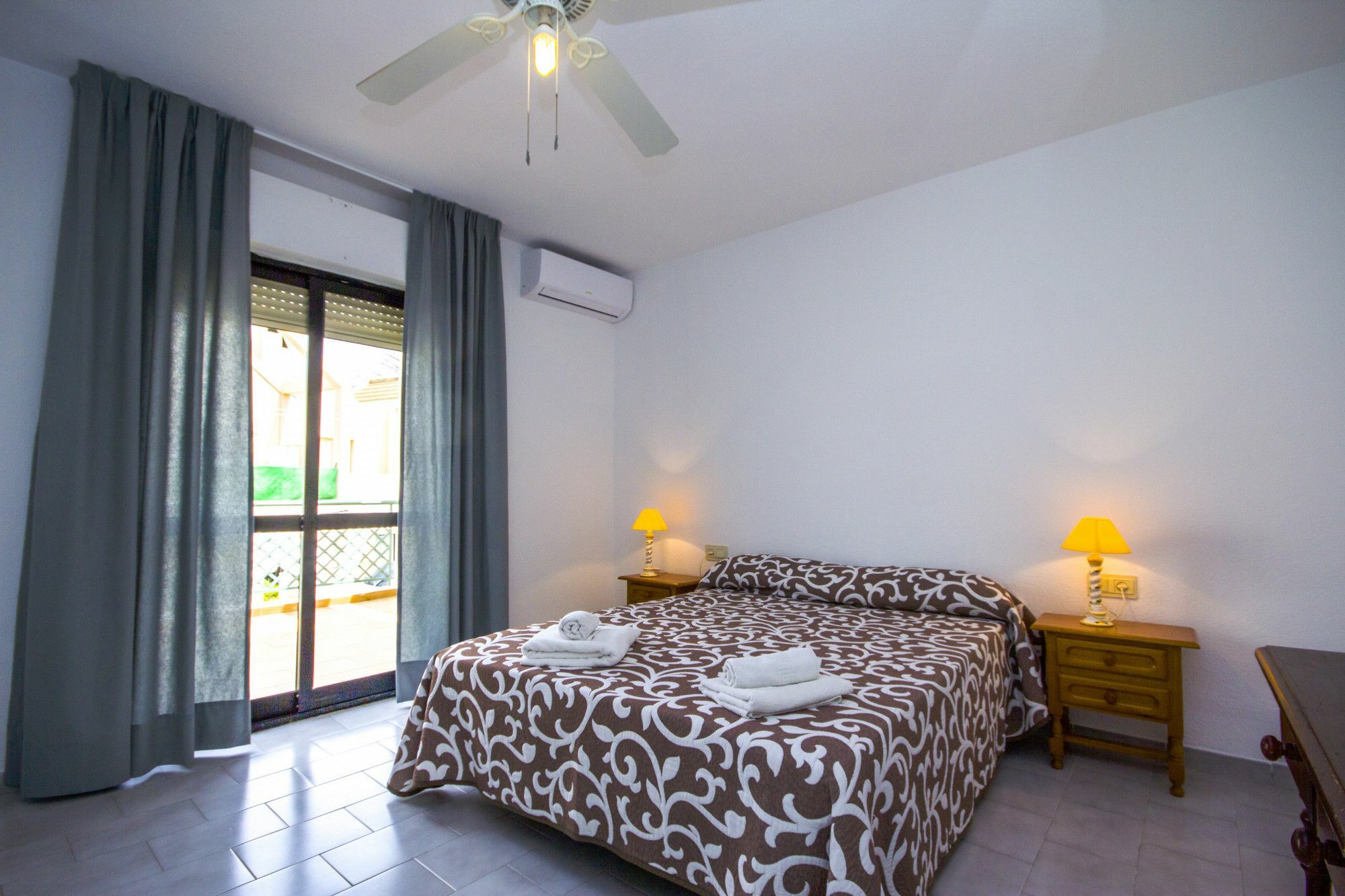 New Antali Parador เนร์คา ภายนอก รูปภาพ